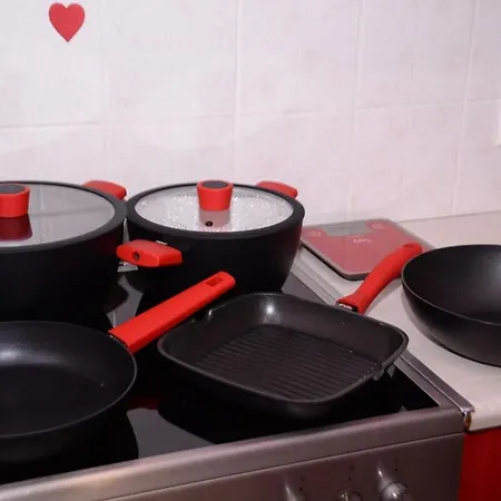 아파트 Pantelia Luxmax Experience 루트라키